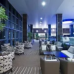 Resort Palm Wings