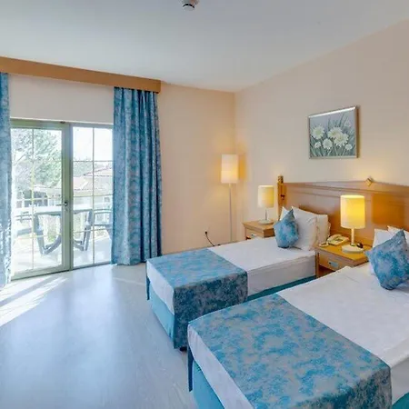 Palm Wings リゾート 5*